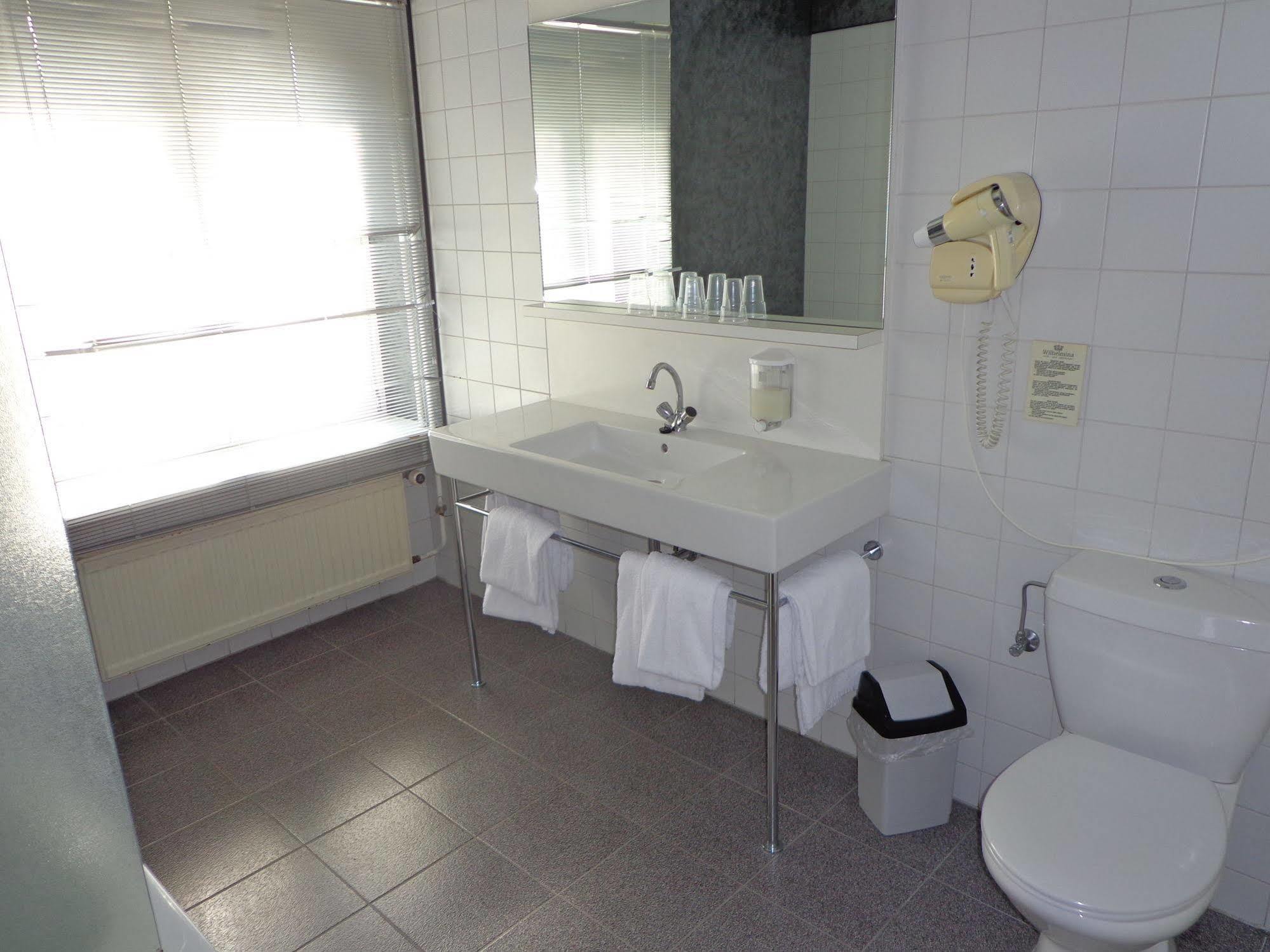Hotel Wilhelmina Venlo Extérieur photo