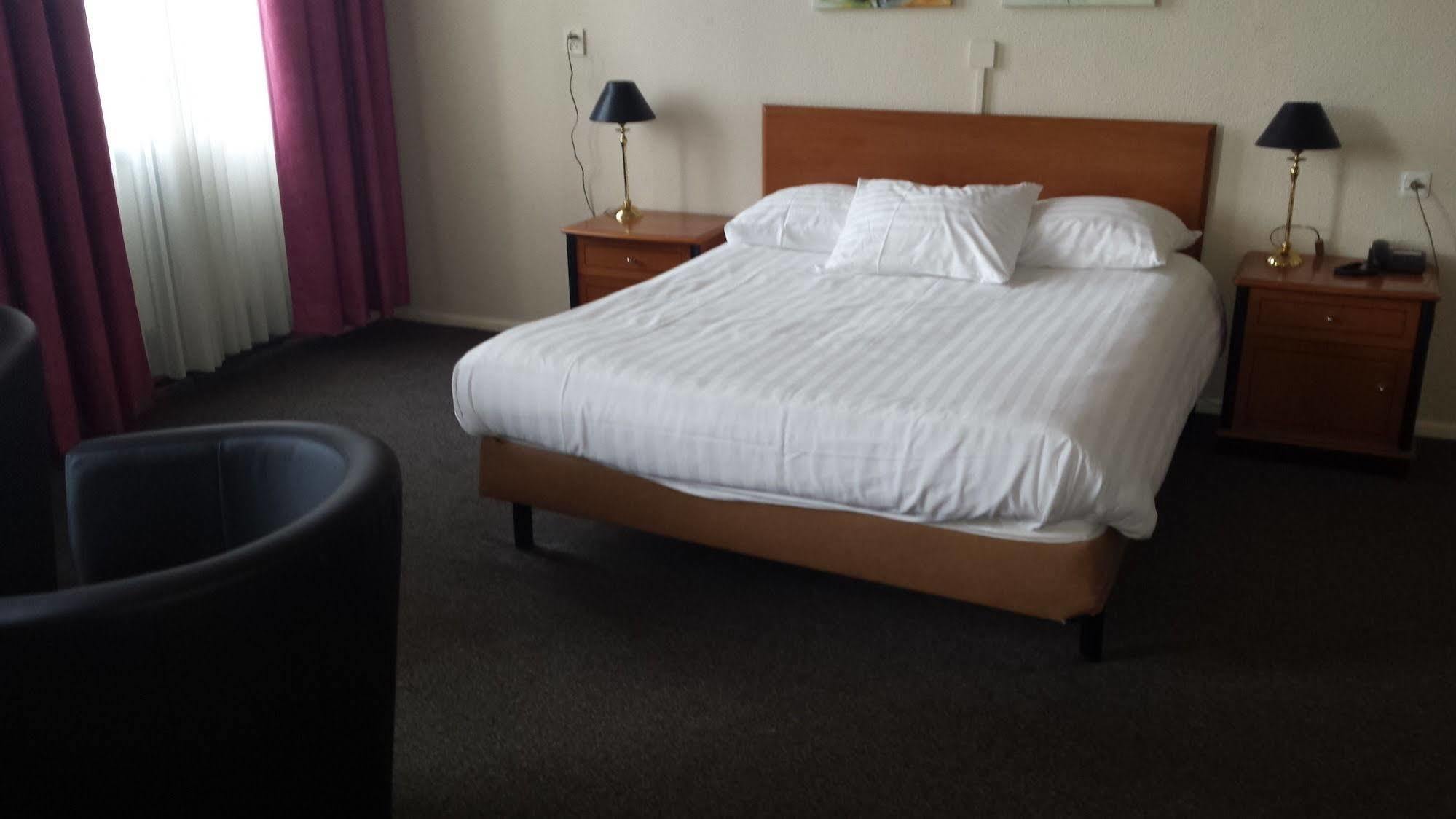 Hotel Wilhelmina Venlo Extérieur photo